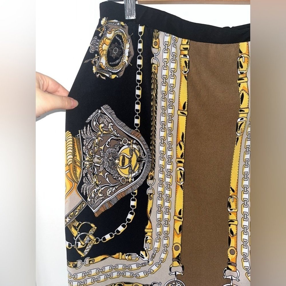 Elegant Black and Gold Skater Skirt Sz L - Picture 3 of 3